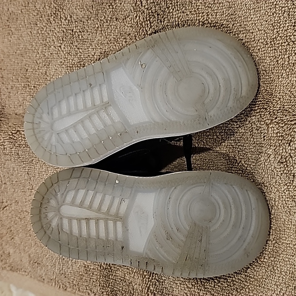 Air Jordan Retro 1 Mid SE sneaker - Picture 7 of 8